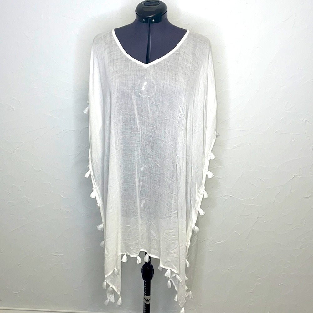 Elan Soma White Coverup Poncho w/ Fringe